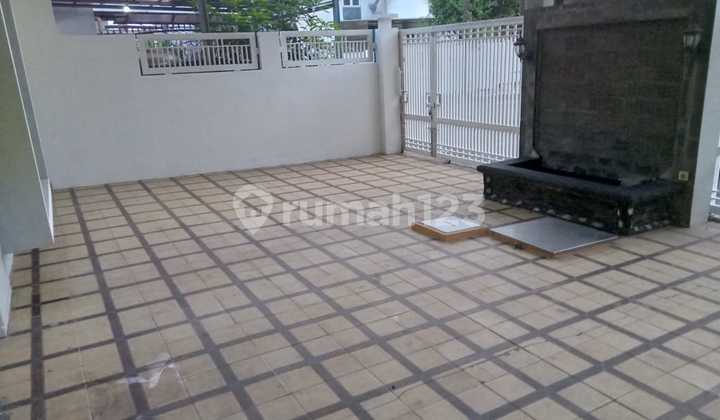 Rumah 2 Lantai Bagus Di Duta Garden Siap Huni 