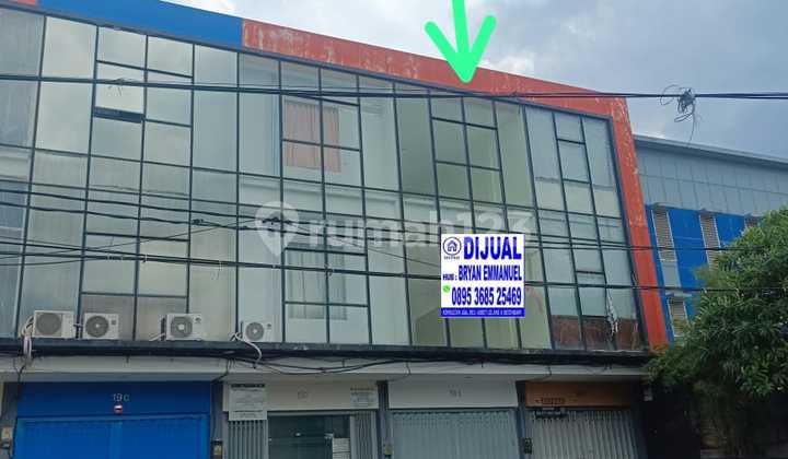 Ruko 3 Lantai Bagus Di Kembangan Raya Strategis Bebas Banjir Ruko 3 Lantai Bagus Di Kembangan Raya Strategis Bebas Banjir