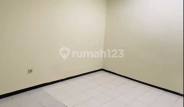 Rumah Taman Palem Lestari Baru Renovasi Siap Huni