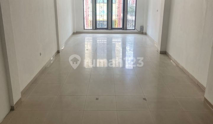 Ruko Daan Mogot Baru Siap Pakai Bebas Banjir