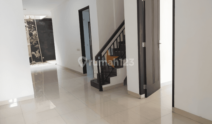 Dijual Cepat Murahh bu Rumah 2lt Graha Raya Bintaro 1