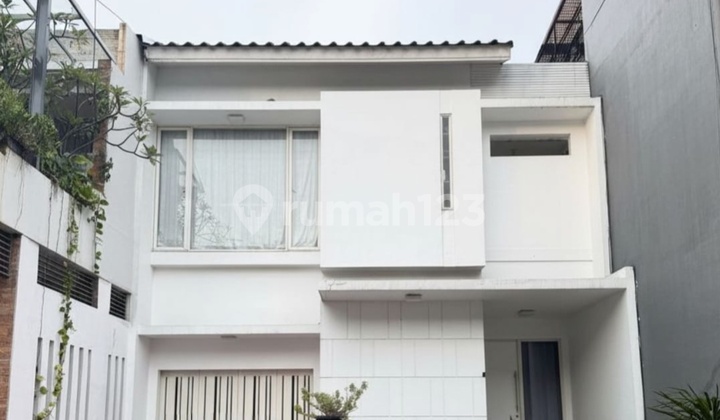 Rumah Mewah Jual Butuh di Kebayoran Bintaro Jaya Rumah Mewah Jual Butuh di Kebayoran Bintaro Jaya