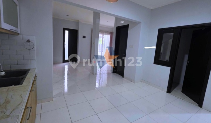 Dijual Cepat Rumah Cantik 2Lantai Bangunan Minimalis Cluster Graha Raya Bintaro Dijual Cepat Rumah Cantik 2Lantai Bangunan Minimalis Cluster Graha Raya Bintaro