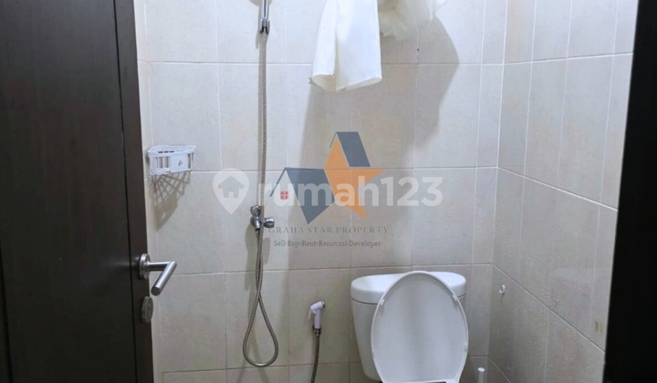 Dijual Cepat Rumah Cantik 2Lantai Bangunan Minimalis Cluster Graha Raya Bintaro 2