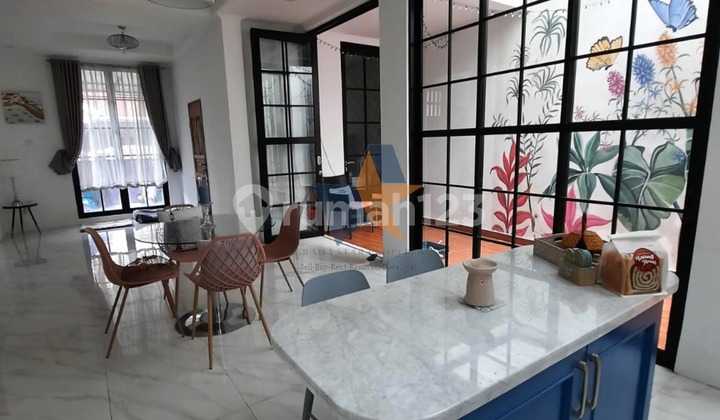 Rumah Siap Huni 3 Lantai di Cluster Graha Bintaro Dekat Tol Rumah Siap Huni 3 Lantai di Cluster Graha Bintaro Dekat Tol