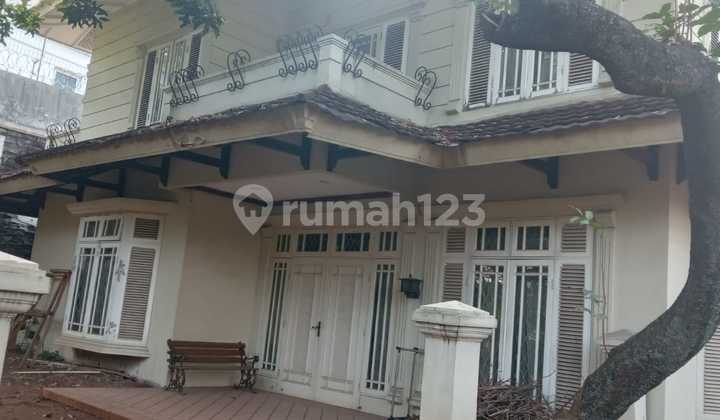 DIJUAL RUMAH LT 720 M2KEBAYORAN LAMA JAKARTA SELATAN 