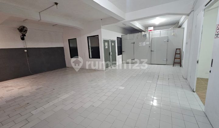 Rumah Usaha di Matraman, Jakarta Timur 2