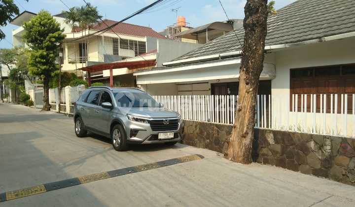Dijual Rumah Tua Hitung Tanah di Jl Katalia Raya Luas 248 M2 Tomang Jakarta Barat 2