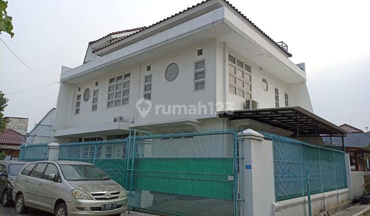 Dijual Rumah 2 1 2 Lantai di Pondok Lestari Luas 165 M2 Ciledug Tangerang  1