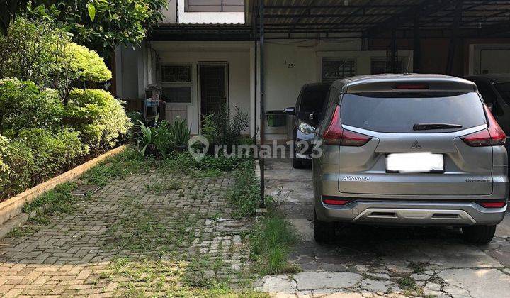 di Jual Rumah 2 Lantai di Komplek Perumahan Jatinegara Indah  2