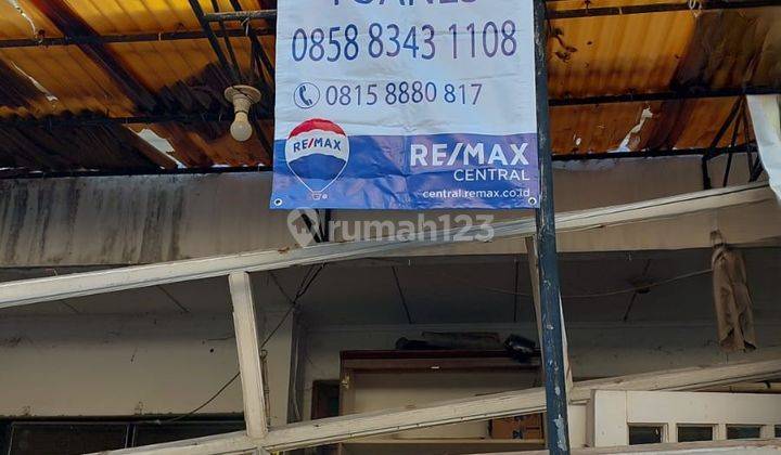 DIJUAL Rumah Tua Hitung Tanah di Tomang Jakarta Barat 2