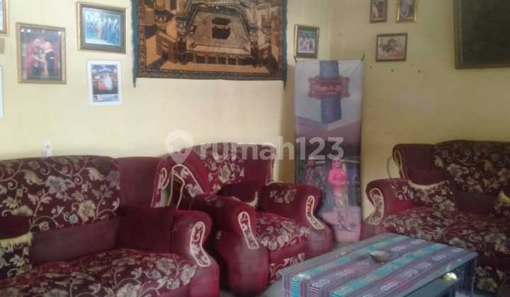 For Sale House on Jalan Raya Curug in Tangerang 2