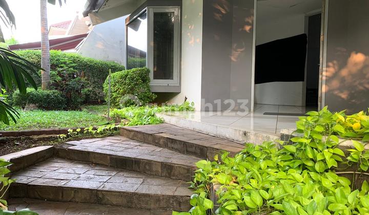 Dijual Rumah Mewah Strategis di Gedung Pinang Pondok Indah