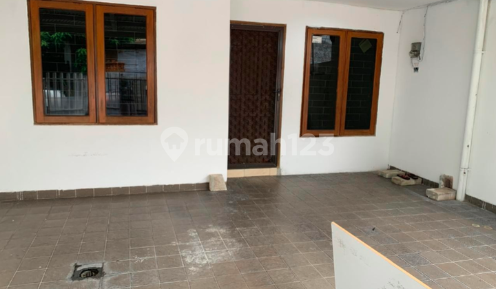 Disewakan/Dijual Rumah di Kelapa Cengkir, Kelapa Gading Jakarta Utara