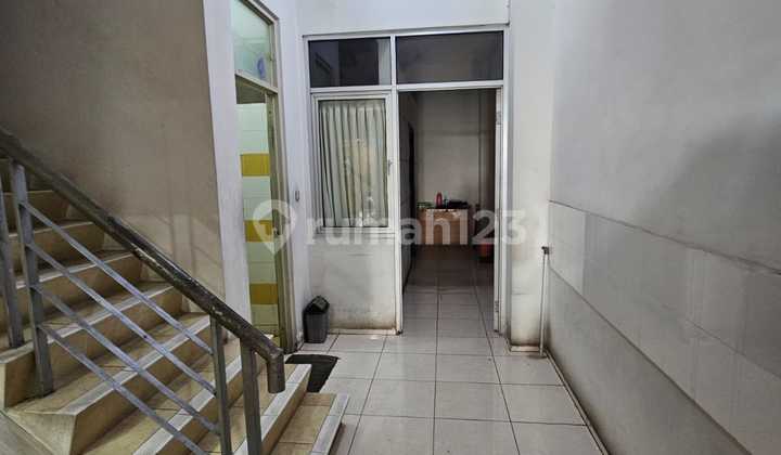 Dijual/Disewakan Ruko Bisa Untuk Apotek di Grogol Jakarta Barat 