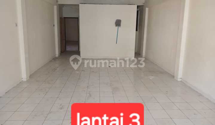 For Rent 3-Story Shop House on Kh Mas Mansyur Street, Central Jakarta 2
