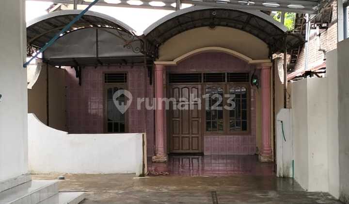 For Sale: Shop House Plus Residence in Gemuh Kendal, Suitable for Business, Shop, Clinic, Pharmacy. 2