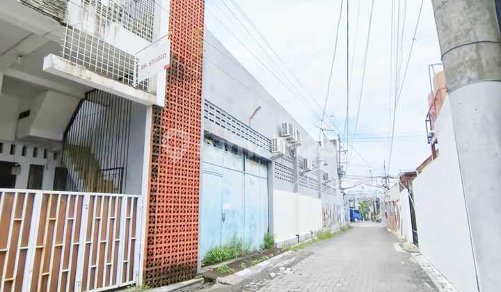 Active Boarding House for Sale in Tegal Kangkung, Near Unimus Primaya Hospital, Wide Road for Cars, Intersection. 2