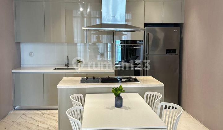 Di Sewakan Senopati Suite scbd full furnished  2