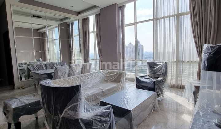 For rent, Senayan City Residence apartment, fully furnished.