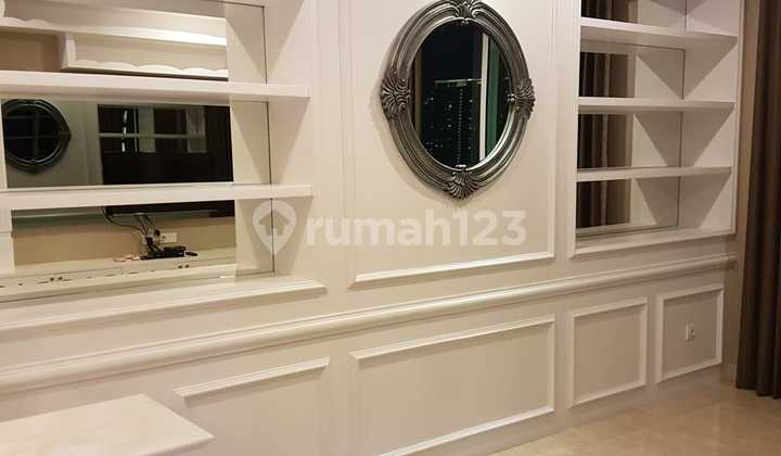 Di sewakan Apartemen Pakubuwono House Full Furnished 