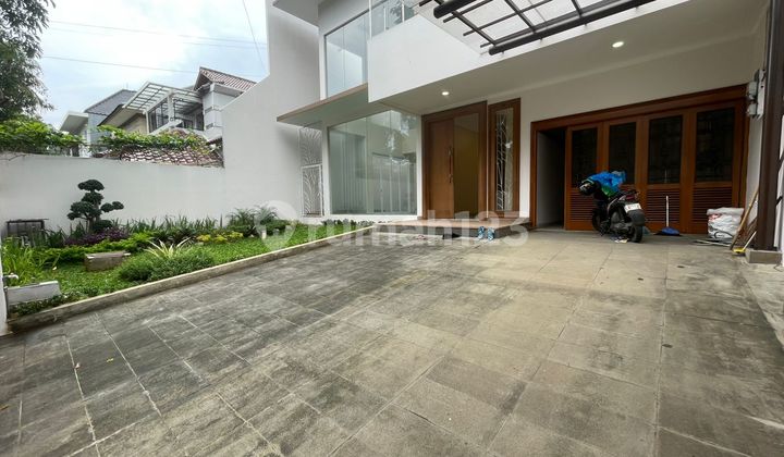 Di Sewakan Rumah Senopati Unfurnished