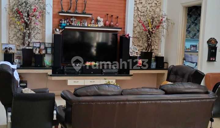 For Sale Pondok Indah House Furnished in GOOD CONDITION 2