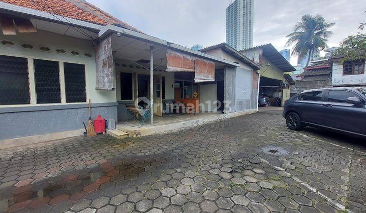 Rumah Lama Hitung Tanah Di Prime Area Karet Kuningan, Jakartaselatan 1