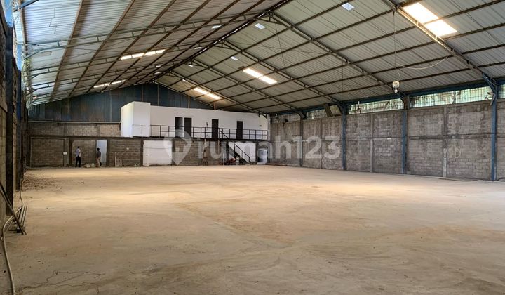 Old Warehouse Land Calculation in Prime Area Daan Mogot, Tangerang