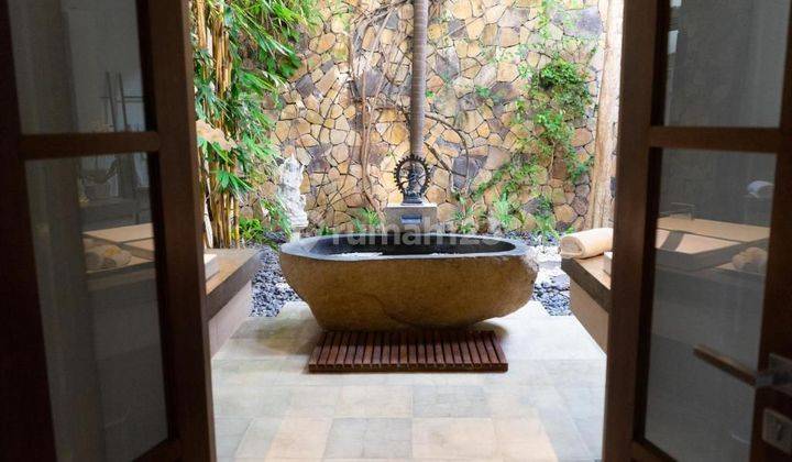 Villa View 2 Lantai Los Pantai Karangasem Bali 7