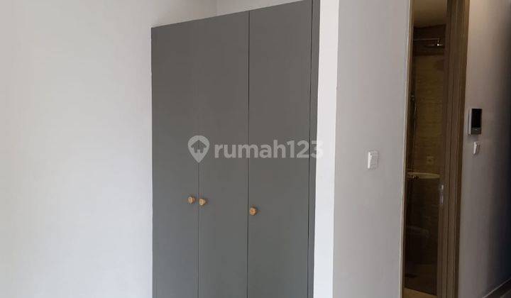 Disewakan Studio Apartemen Taman Anggrek Residence Semifurnished  2