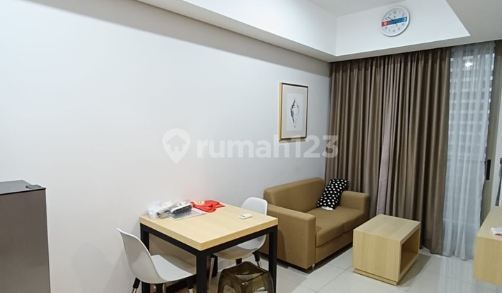 For Rent 1 Bedroom Apartment Taman Anggrek Residence Full Furnished 2