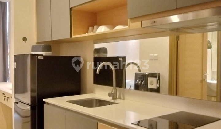 Disewakan Studio Apartemen Taman Anggrek Residence Full Furnished 2