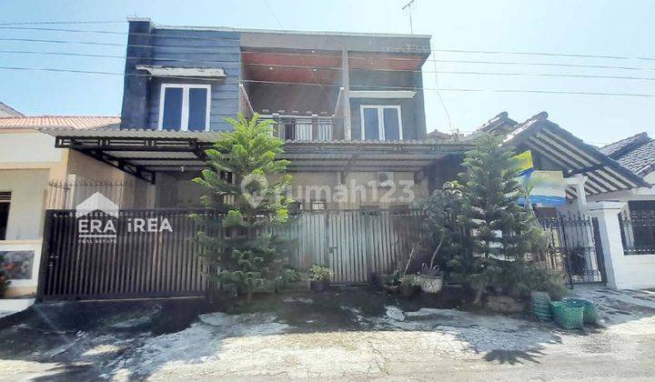 Rumah bagus murah 2 lantai solo kadipiro dekat kampus 1