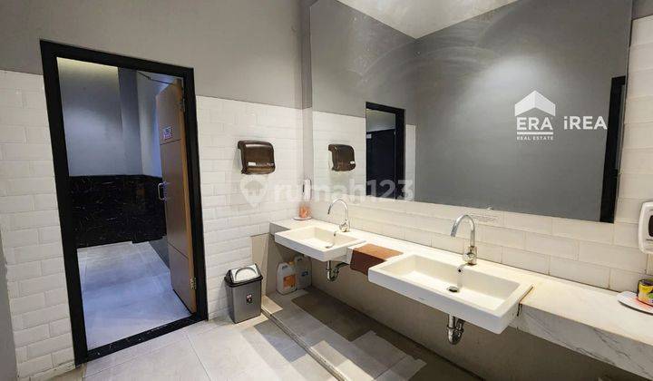 Ruang Usaha Bagus Murah Tengah Kota Solo Dekat Solo Grand Mall 2