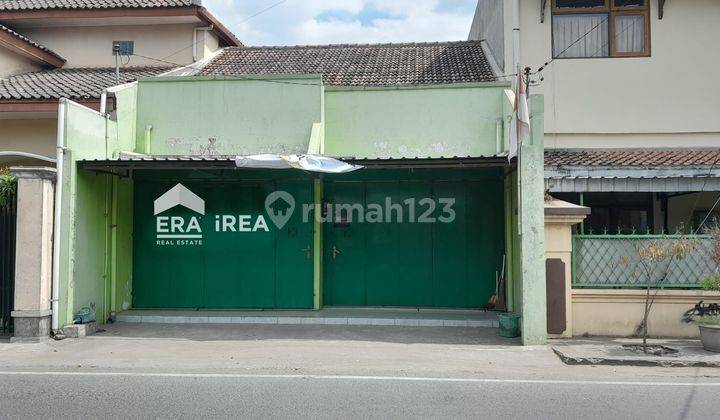 Ruang Usaha Bagus Strategis Solo Banjarsari Banyuanyar  1