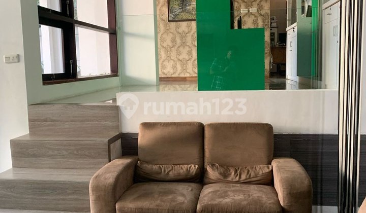 Rumah 3 Lantai di Area Bunga Bunga Dekat Suhat 2