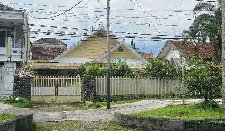 Rumah Lama Cocok Usaha Poros Raya Dieng Disewakan Dijual 1