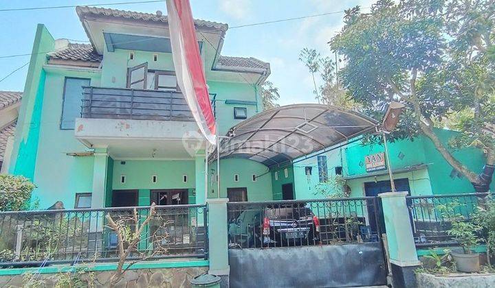 2 Lantai di Bajang Ratu, Malang 1