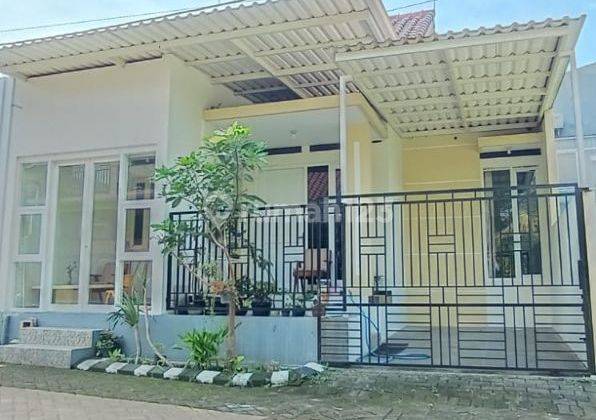 Rumah Siap Huni Terawat di Pandanwangi Sulfat 1