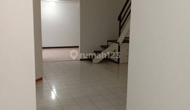 Rumah Siap Huni di Perumahan Araya Blimbing 2