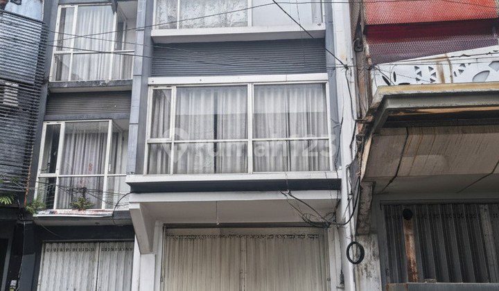 Ruko 3 Lantai di Kawasan Bisnis Jalan Borobudur Malang