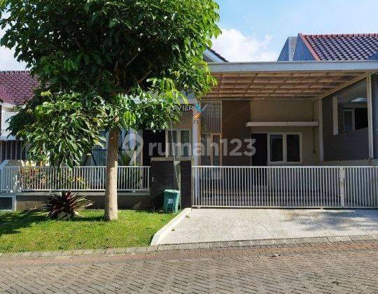 Rumah Cantik Luas Semi Furnished di Boulevard Austinville 1