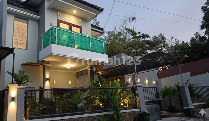 Rumah 2 Lantai Harga Murah di Bajang Ratu Dekat Kampus ABM 2