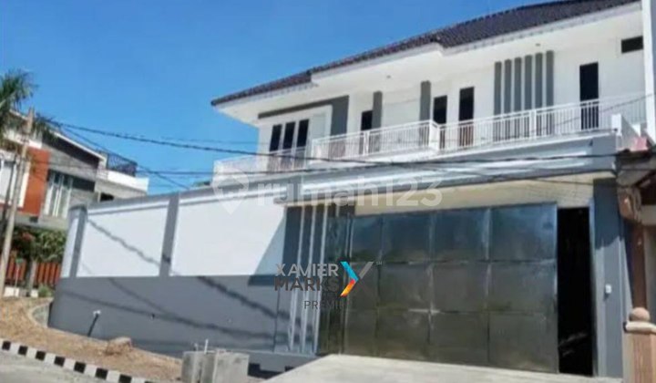 Rumah Baru 2 Lantai Hook Siap Huni di Lembah Dieng Malang