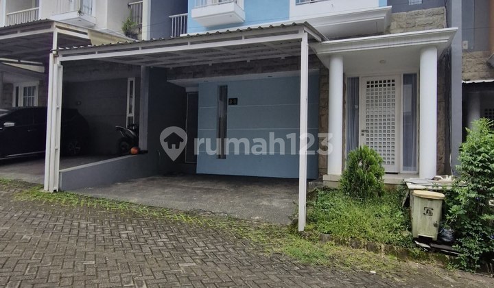 Rumah 2 Lantai Terawat Furnished di Area Dieng Malang 1