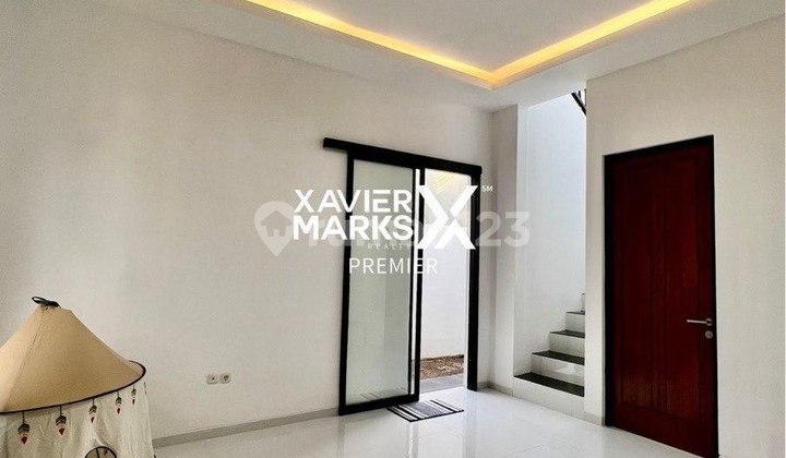 Rumah 2 Lantai Modern Minimalis di Perumahan Sengkaling 2