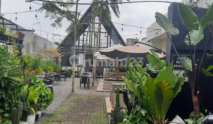 Commercial Property Suitable for Cafe on Blimbing Main Road Corridor 2