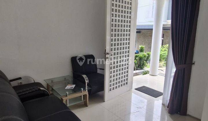 Rumah 2 Lantai Terawat Furnished di Area Dieng Malang 2