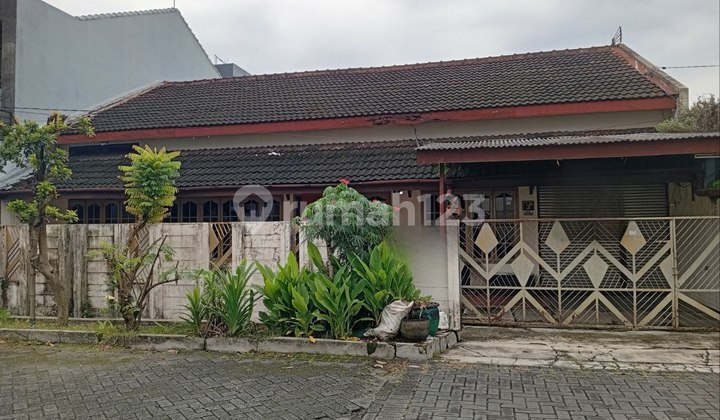 Rumah Hitung Tanah Murah Area Jalan Teluk Dekat Araya